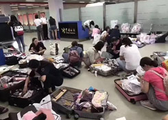 海关“严查代购”一航班查出100多人? 海关表态了!