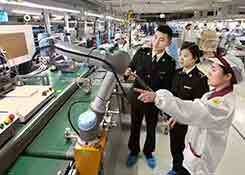 南京海关保税研发试点助企业“腾飞”