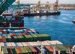 中美贸易摩擦促使美国最大的两港口吞吐量创历史记录