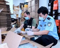 深圳海关缉私局成功破获案值2.3亿元高端摄影器材走私案